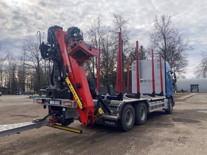 Лесовоз volvo fh500 6х4 с КМУ cranab и прицепом