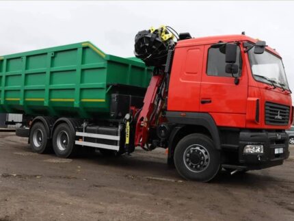 Ломовоз STS-SSC300 МАЗ-631228 с гидроманипулятором Tajfun LIV 140NZ